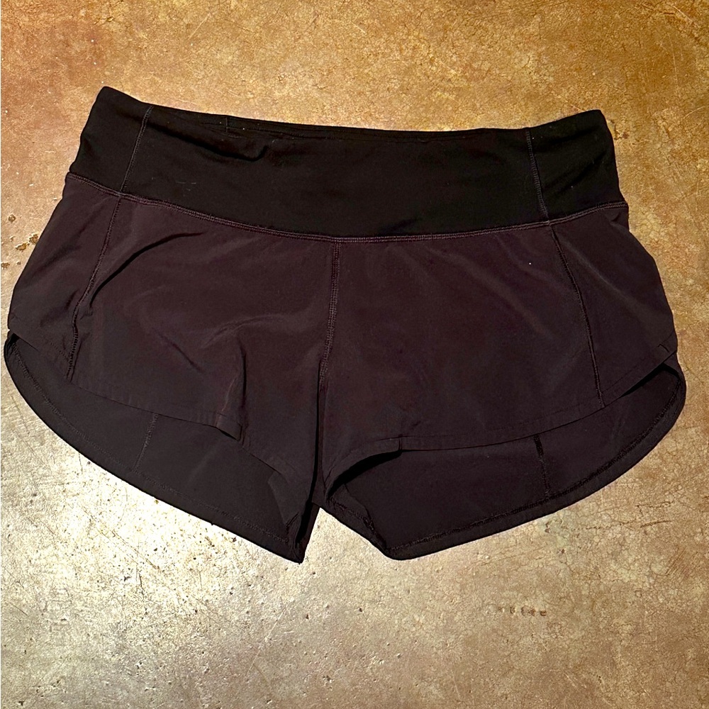 Lululemon Speed Up Shorts, Size 4, 2.5 inch